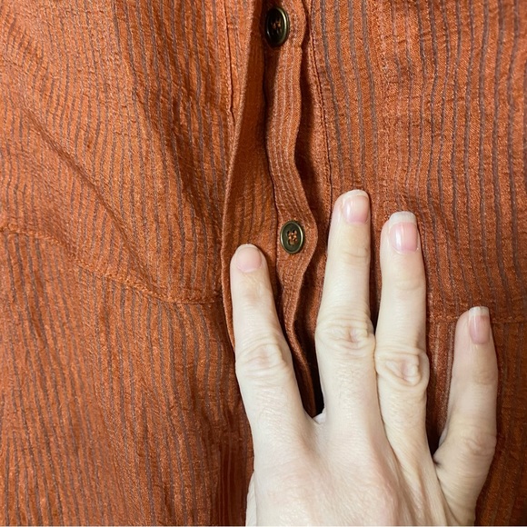Vacate the Label Tie Hem Burnt Orange Top - Picture 6 of 10
